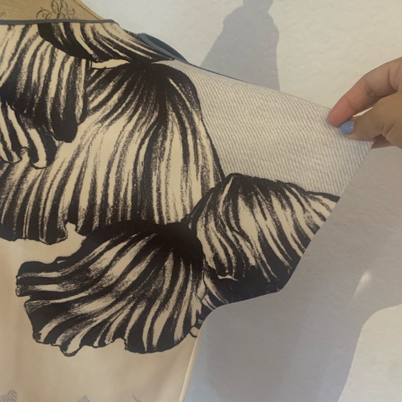 Zara blouse - Picture 3 of 5